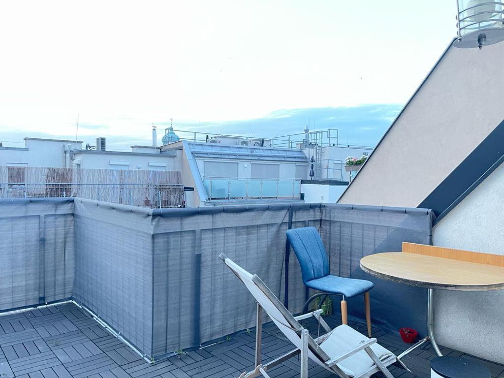Rooftop Room With Terrace. Viena Exterior foto